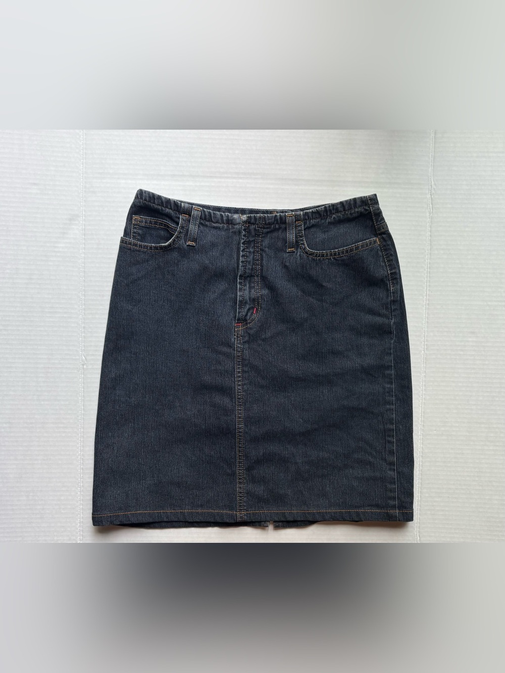 Vintage Bullet dark wash midi denim jean pencil skirt curved waistband Y2K 90’s